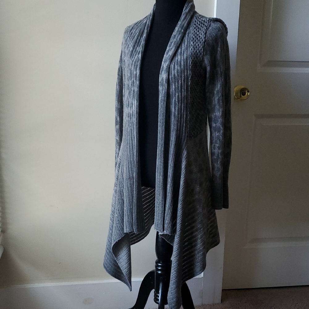 Alberto Makali Charcoal Gray Cardigan